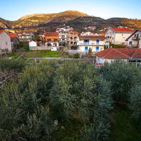 Apartments Marko Tivat Exterior photo